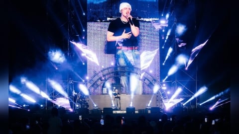 男歌手電音趴開唱「背後突冒火」 舞台驚魂場面曝：以為是下雨