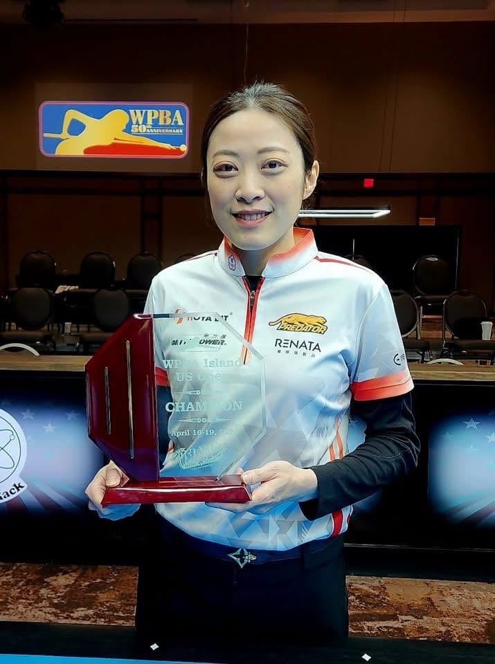 撞球(影)／連下9局驚天大逆轉！「大眼妹」周婕妤美國封后　本季第2座WPBA冠軍