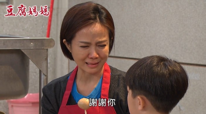 陳仙梅《豆腐媽媽》落魄洗碗！兒子心疼「留滷蛋給媽」哭爆全網