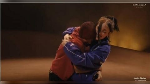 小賈斯汀科切拉壓軸！怪奇比莉登台情緒潰堤　海莉台下成關鍵