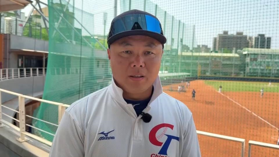 MLB(影)/李灝宇首安出爐高中母校超嗨!昔日教練、學弟大讚:他打擊特別狂野