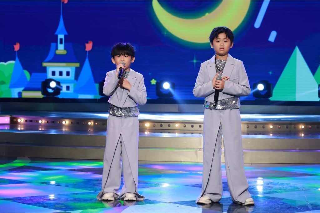 《超級冰冰Show》孩子王掀熱議！小歌手突爆「不是爸爸生的」全場錯愕