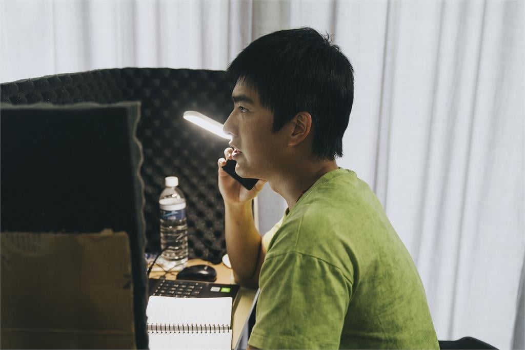 曾敬驊為還債進入詐騙集團！《失樂園》花絮揭「打工度假」黑暗真相