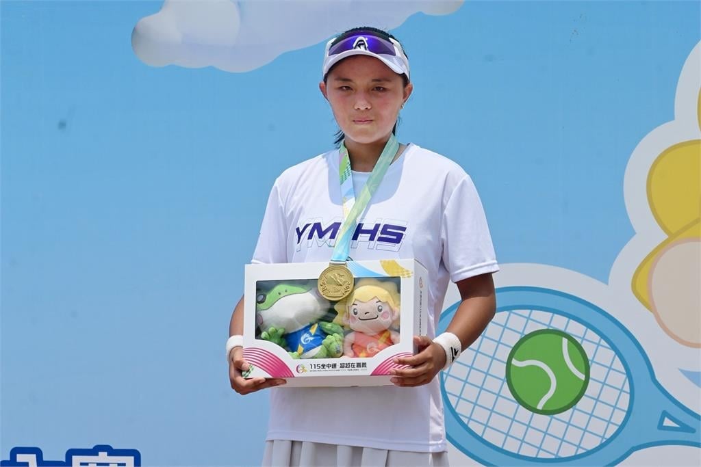 網球／破繭而出！蔡宇甯克服心魔稱霸高女單打　全中運摘金譜寫最美畢業禮物！