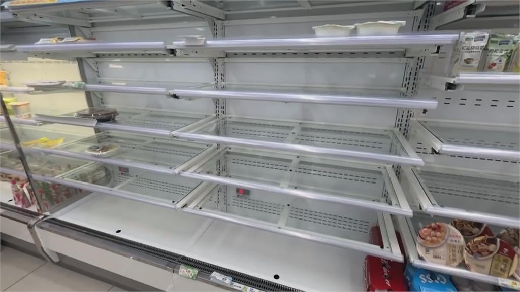 空蕩蕩! 連鎖超商"低溫倉儲大火" 中部門市供貨斷鏈