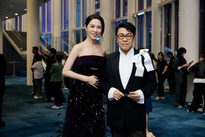 謝盈萱在紅星大獎與蔡康永合照。（圖／天地合娛樂提供）