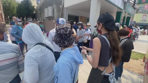 連鎖港式便當店進駐鼓山　祭1元優惠吸引民眾搶排