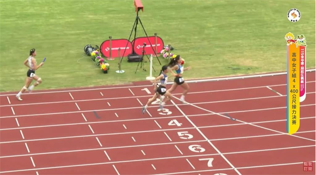全中運(影)／高女組4x400接力決賽競爭超激烈！領先者不斷換人拚戰到最後一刻