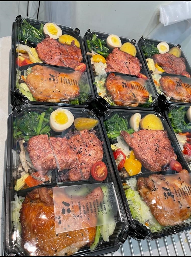 開餐飲業真的太難了！便當店接單收「一長串備註」嘆：看完差點不正常