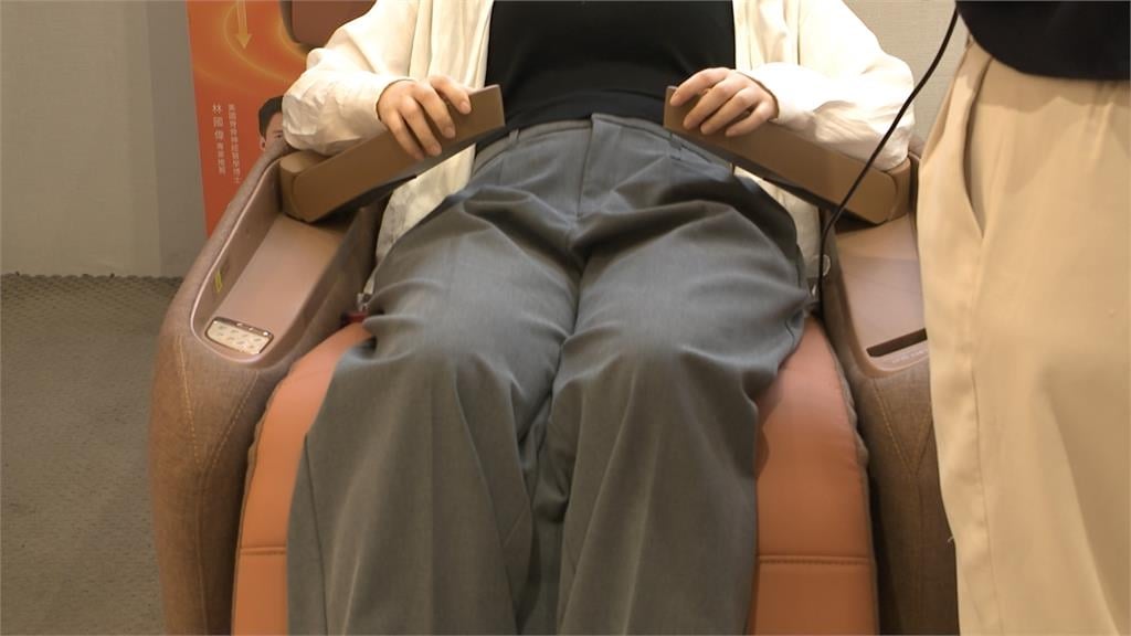 送媽媽健康比送紅包夯！　「坐著運動」輝葉律動椅成新商機