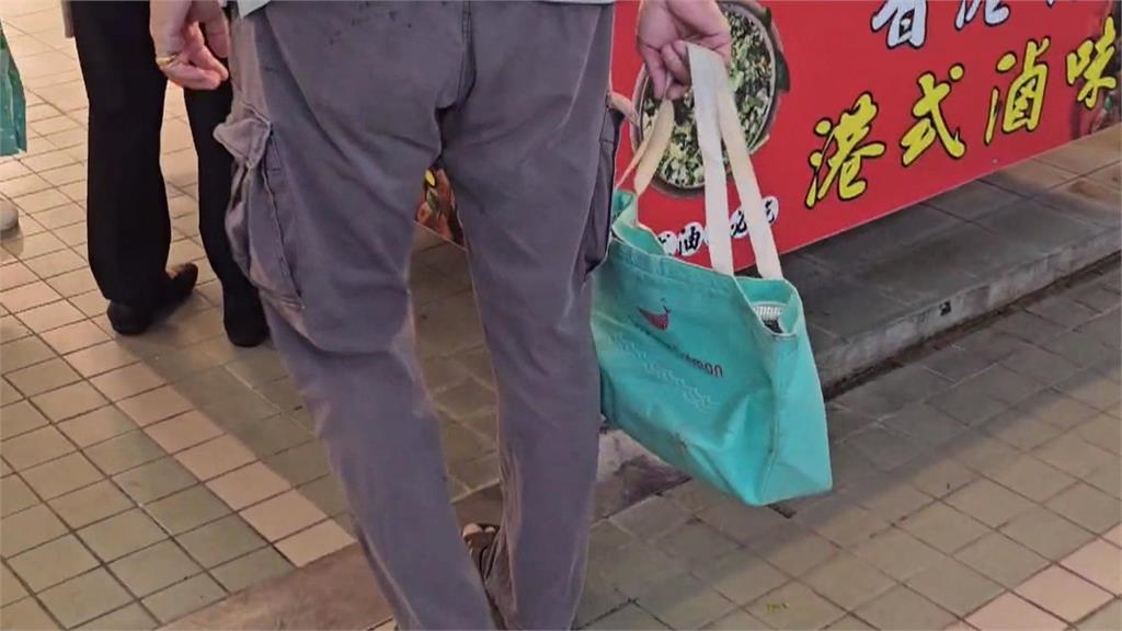袋袋相傳！台南推「共享購物袋」　45處市場設循環領取站