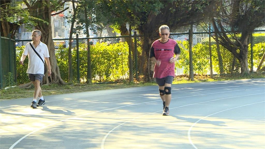 吃的健康還不夠？醫師曝「1習慣」罹癌風險超高一堆人都中！