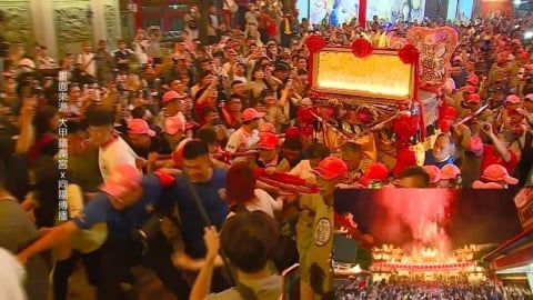 進喔! 大甲媽回鑾"9天變11天"破紀錄 估80萬人湧大甲