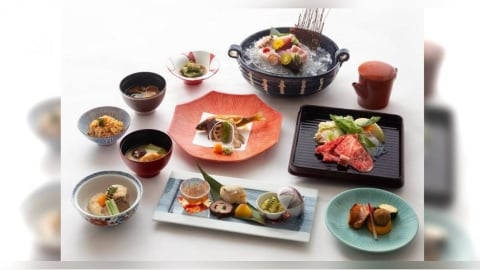 不飛日本也能吃遍日式美味！A5頂級近江牛、沖繩海味、櫻花下午茶登台