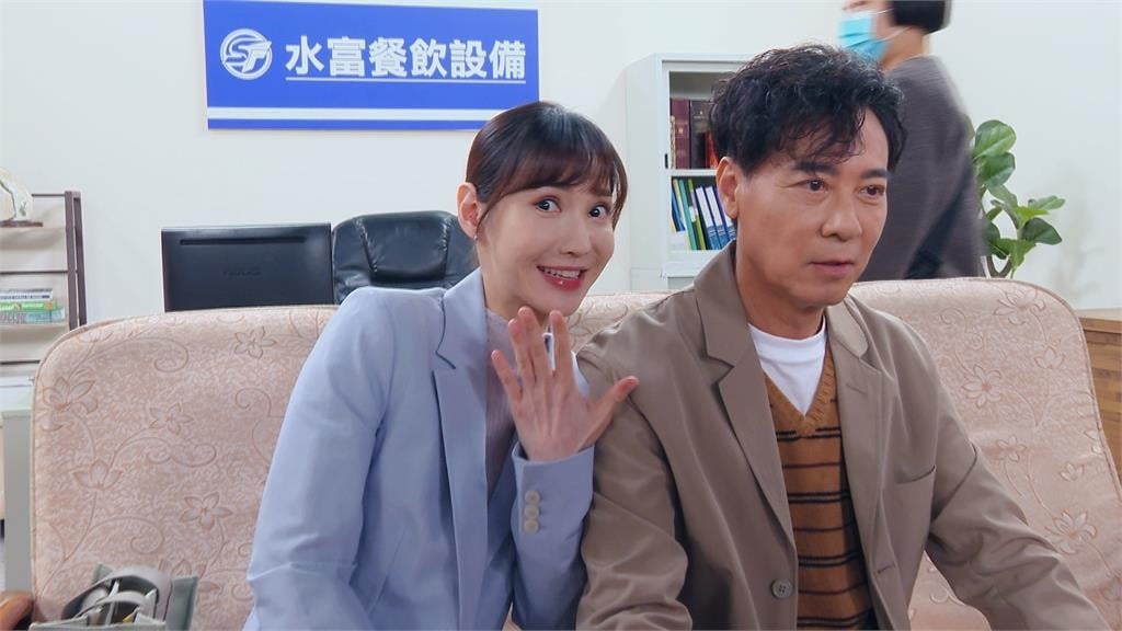 影／《娛樂超skr》直擊《豆腐媽媽》！徐千京「撩功全開」尹昭德喊：血壓高啦！