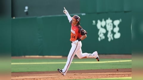 中職(影)／隊長陳傑憲滿血回歸！失誤後「道歉野球」開轟！助獅隊連3天逆轉勝雄鷹