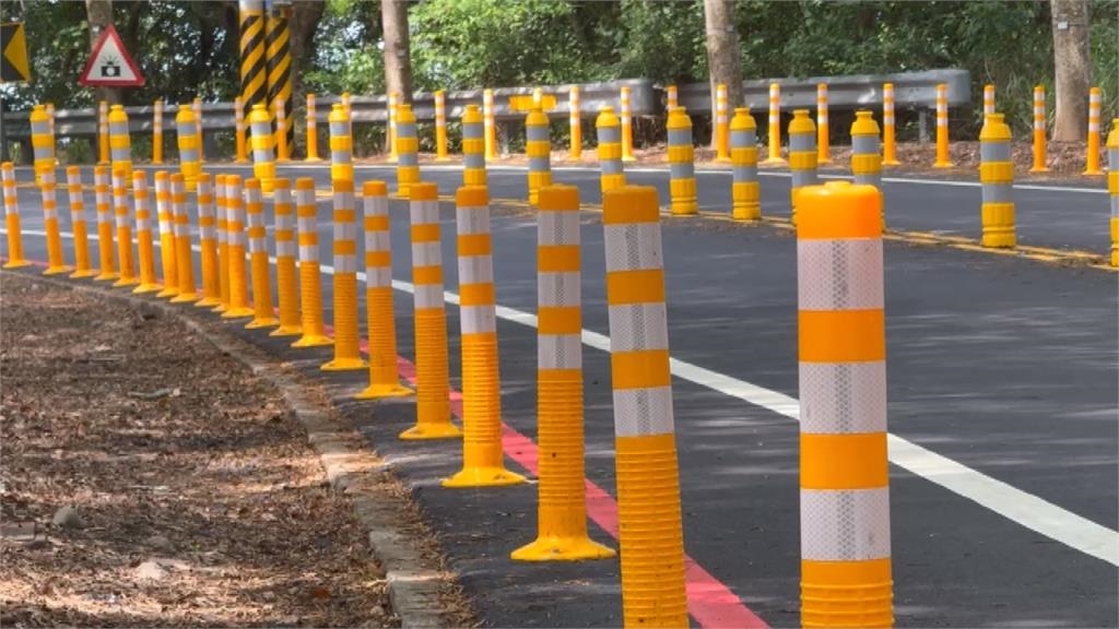 降低肇事率！１３９縣道奇觀　山路插滿防撞桿如棒棒糖