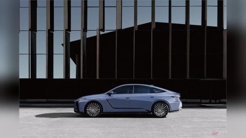 Lexus 大改款 ES 300h / 500e 雙車型四編成 177 萬起抵台上市！