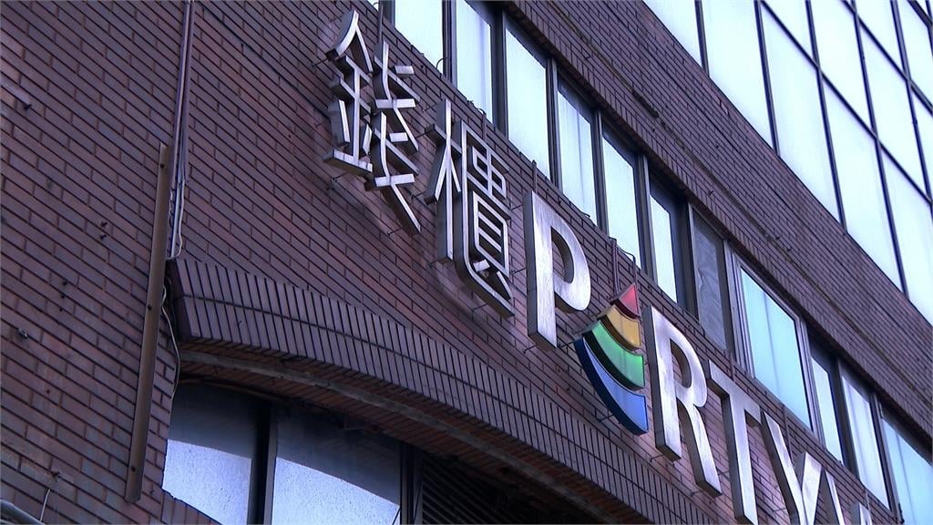 KTV南霸天「享溫馨」掛牌上市　揮軍北上PK錢櫃、好樂迪