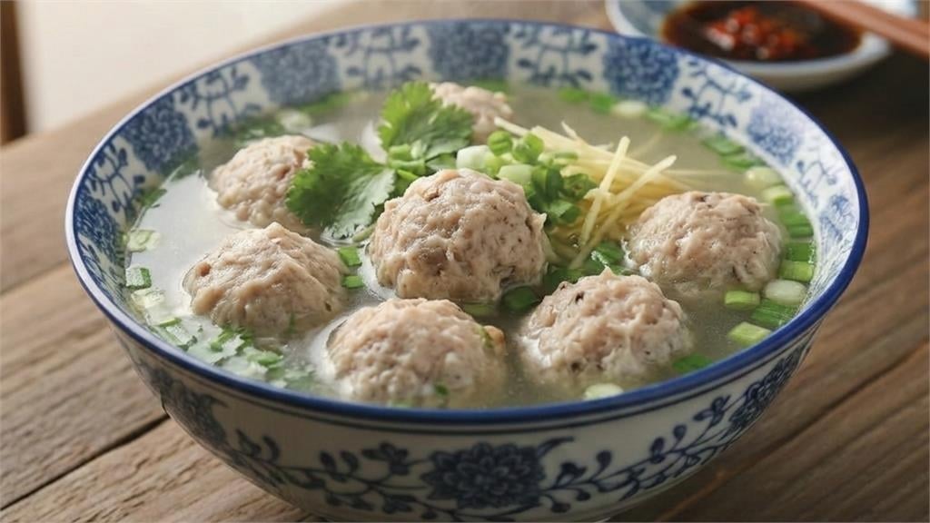 「1縣市」居民竟讚台北物價超便宜！「一碗貢丸湯90元」網崩潰：盤子價格