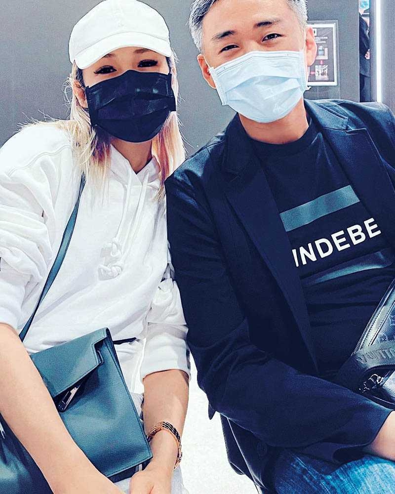 蕭亞軒曾投資弟弟開咖啡廳還幫忙大力宣傳。（圖／翻攝自蕭亞軒臉書）