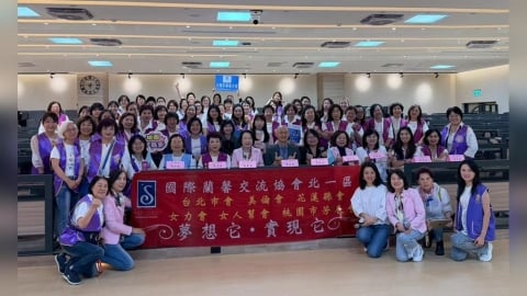 「夢想它、實現它」　蘭馨女青年事業講座內湖高中開講