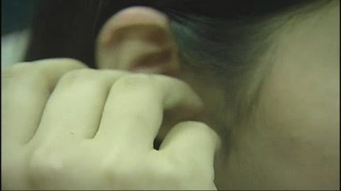 「耳垂猛縮、下顎痛」別輕忽救命警訊！醫揭「心肌恐壞死」非典型症狀：誤判痛覺