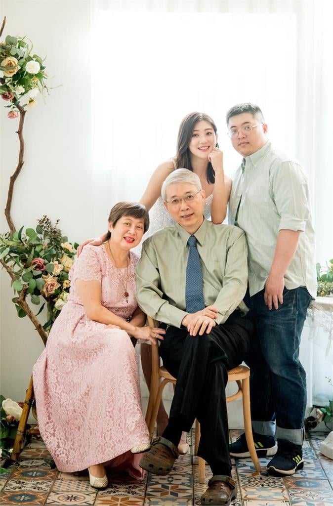 林逸欣名醫父親離世！　4月攝護腺癌病逝享壽73歲