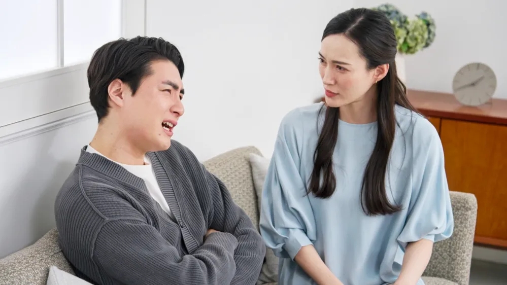  有些瞬間真的會翻白眼　老公變豬隊友的十大行為 