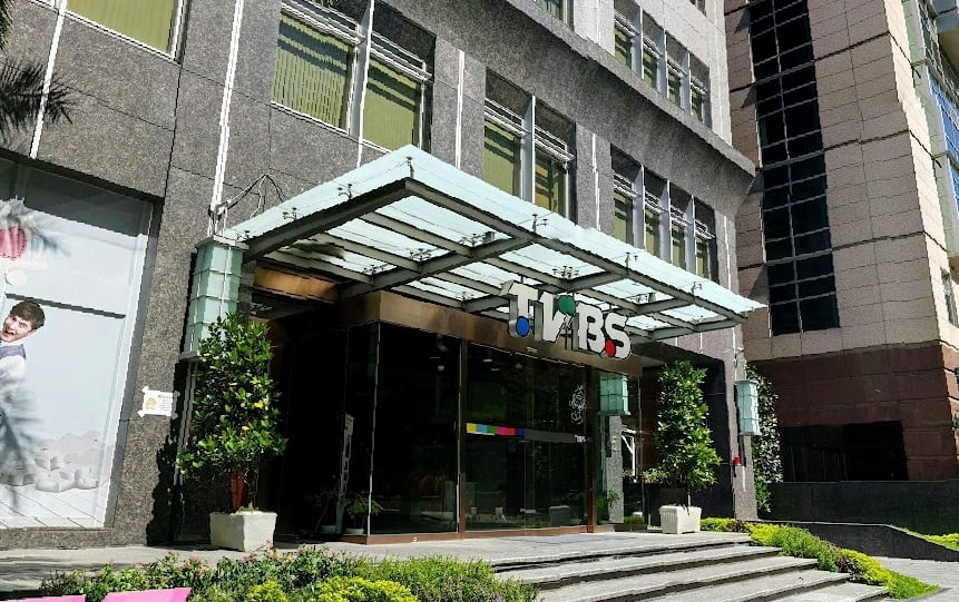 主播吳安琪告別28年電視台！認了「辦完手續迅速離開」：被裁員莫名紅一波