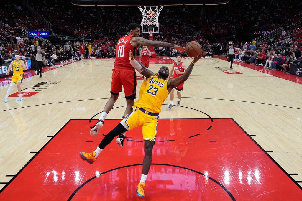 NBA(影)／詹姆斯開啟「國王模式」接管戰局！湖人成功關門淘汰火箭晉級