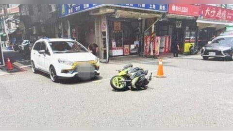 違停買烤鴨釀車禍！老闆霸氣喊「罰單我付」　網友炸鍋：這也太狂