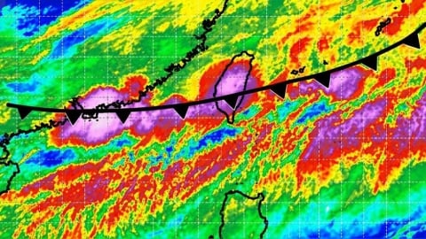 不只是普通鋒面…首波梅雨季快來了！降雨恐「又久又劇烈」專家揭4大關鍵