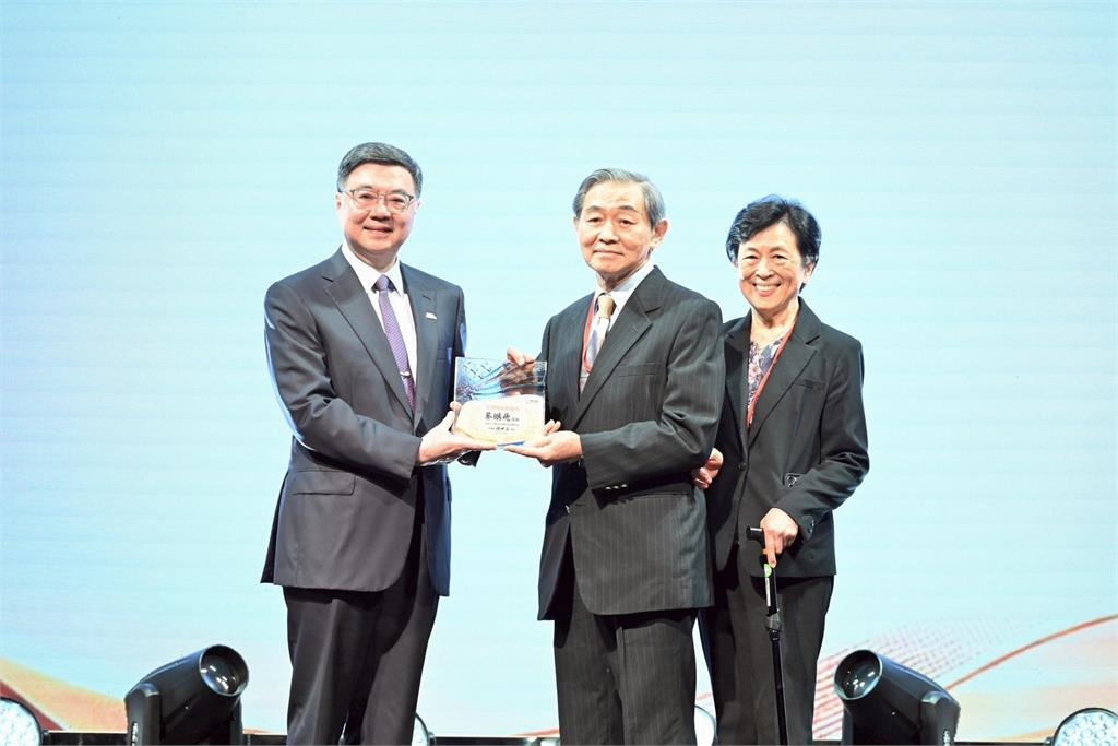 快新聞／卓榮泰挺牙醫！「預算、健保」雙加碼守護全民微笑