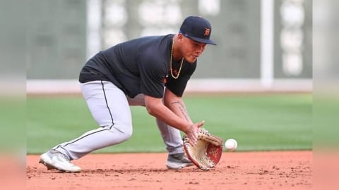 MLB(影)／李灝宇替補上場鎮守二壘！立馬秀超優異手感攔截強勁彈跳球