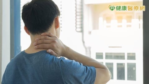 他生活健康也躲不過！「頸部無痛腫塊」竟是癌　醫揭原因