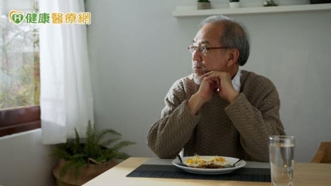 中年男記性變差竟是阿茲海默症 醫籲:把握黃金期治療延緩退化