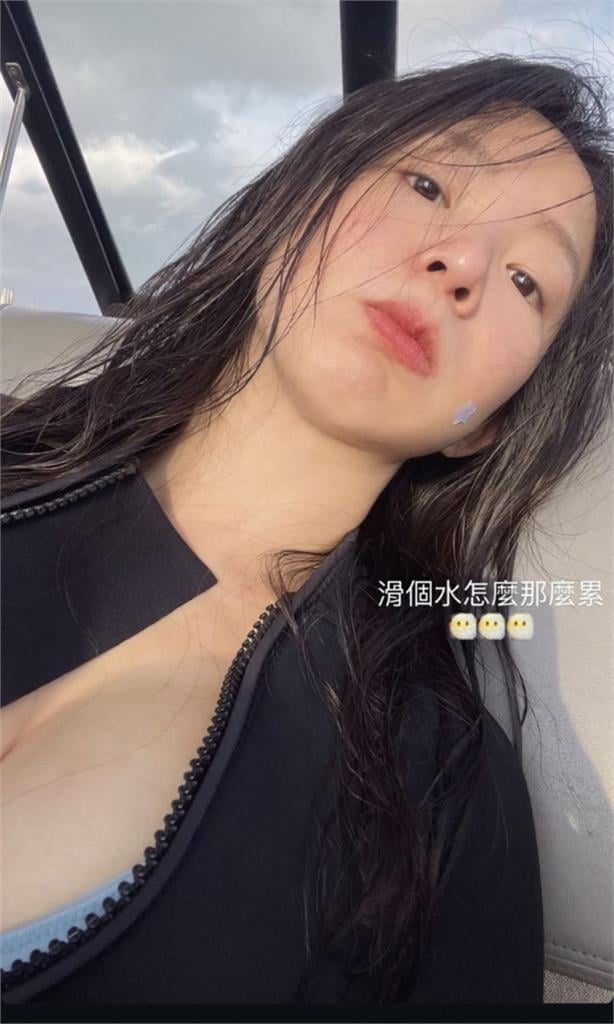 郭書瑤辣曬滑水濕身照！下秒拉鏈一開「大水球猛彈出」…她自嘲：怎麼那麼累