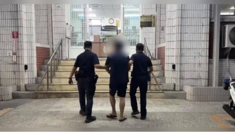 「喪屍」毒蟲違停拒檢撞警逃竄　警開5槍轟爆輪胎制伏