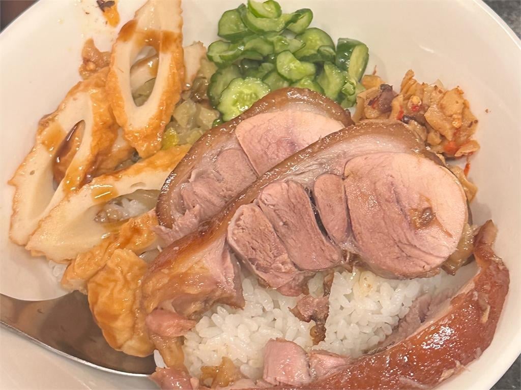 一吃飽就想睡到不行？營養師曝「暈碳」1原因+1時段吃最好：不是疲勞導致
