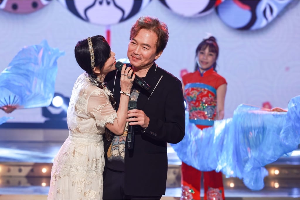 孫鵬在《冰冰Show》因一句話爆氣！飆罵狄鶯喊「跪下」 主持人急緩頰