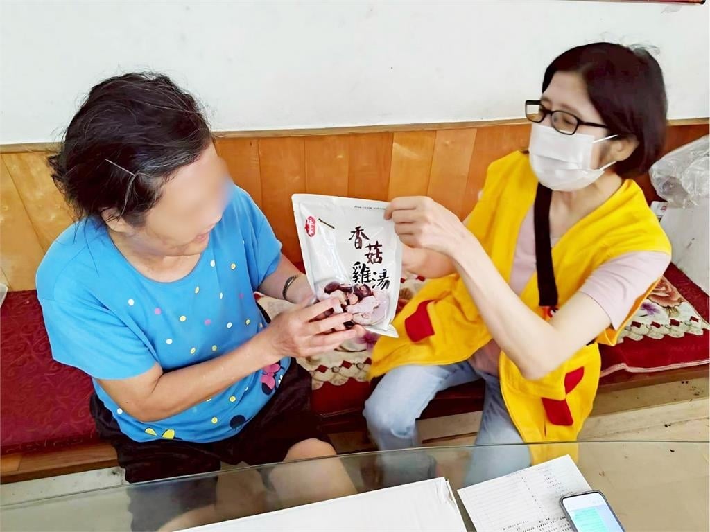 1919食物銀行攜手娘家廚房、台灣萊雅 為弱勢家庭備上一桌安心