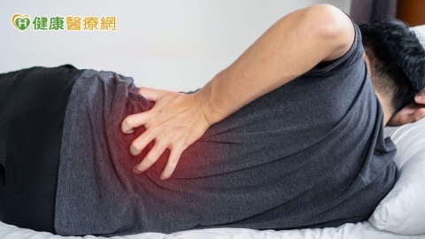 巨大椎間盤壓迫致足下垂　微創手術助重拾行動能力