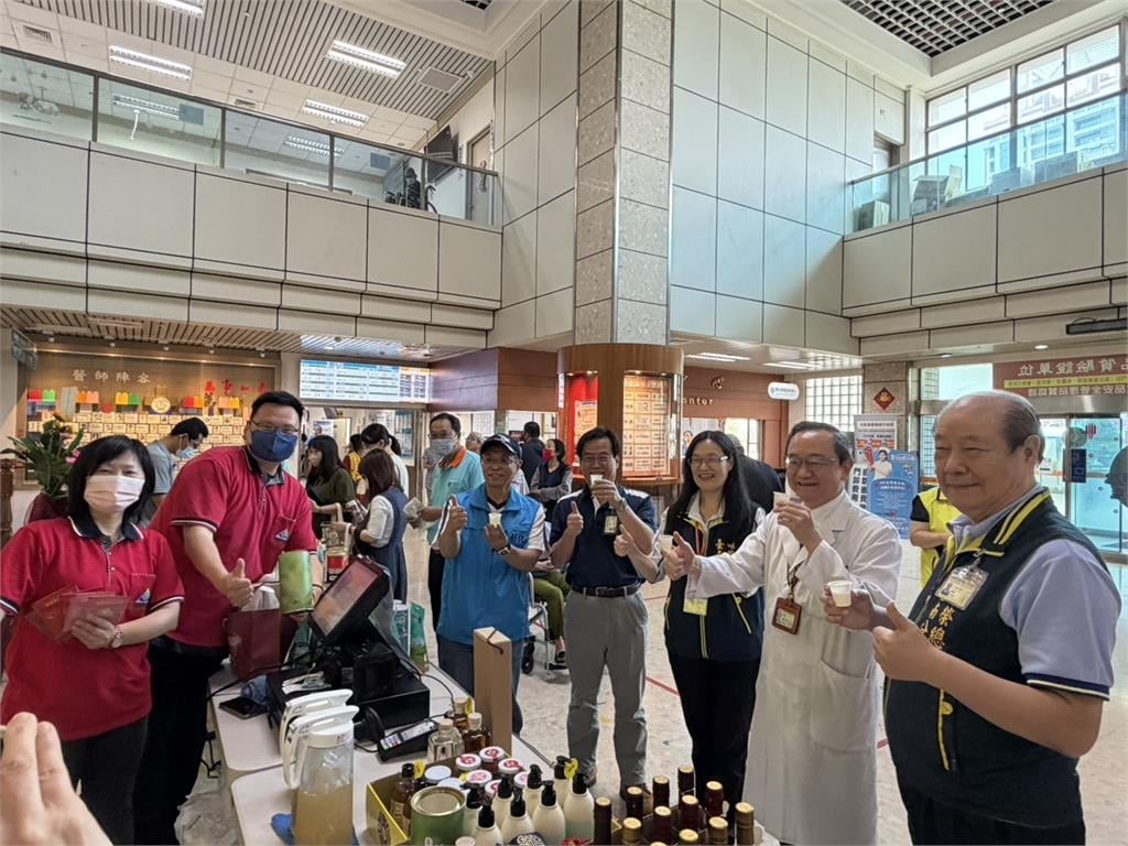 母親節前慰勞醫護人員！退輔會農產品前進高榮台南分院