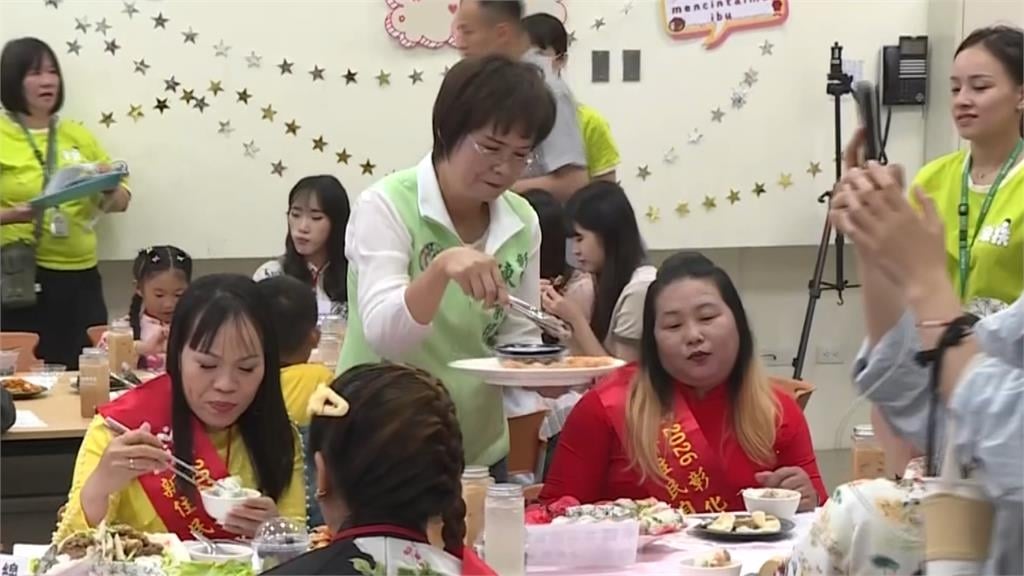 表揚新住民自強媽媽 蕭美琴.陳素月共進午餐 場面溫馨