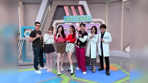 孫國豪忘東忘西找不到鑰匙!還叫女兒一起找發現掛在門上
