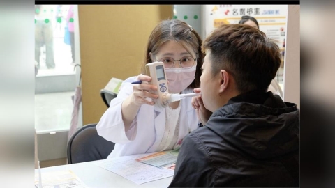 久咳半年不癒   他一檢查「肺功能只剩一半」