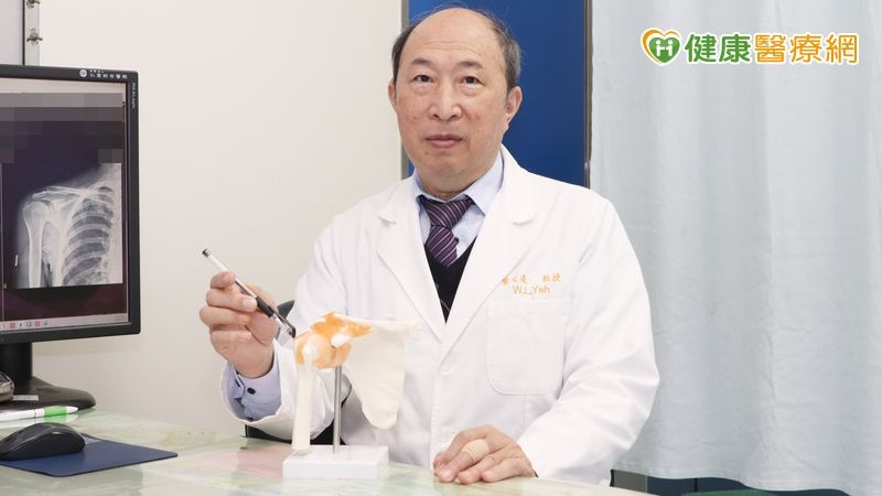 65歲婦刷鍋後「肩膀不舉」劇痛難眠 檢查驚見旋轉肌破裂