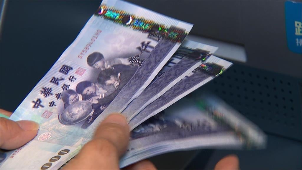 你薪資達標了嗎？全台平均月薪衝上「48768元」網笑：抱歉我拉低平均
