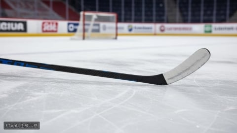 NHL雪崩隊後衛Josh Manson遭罰5千美金　棍柄頂人引發爭議